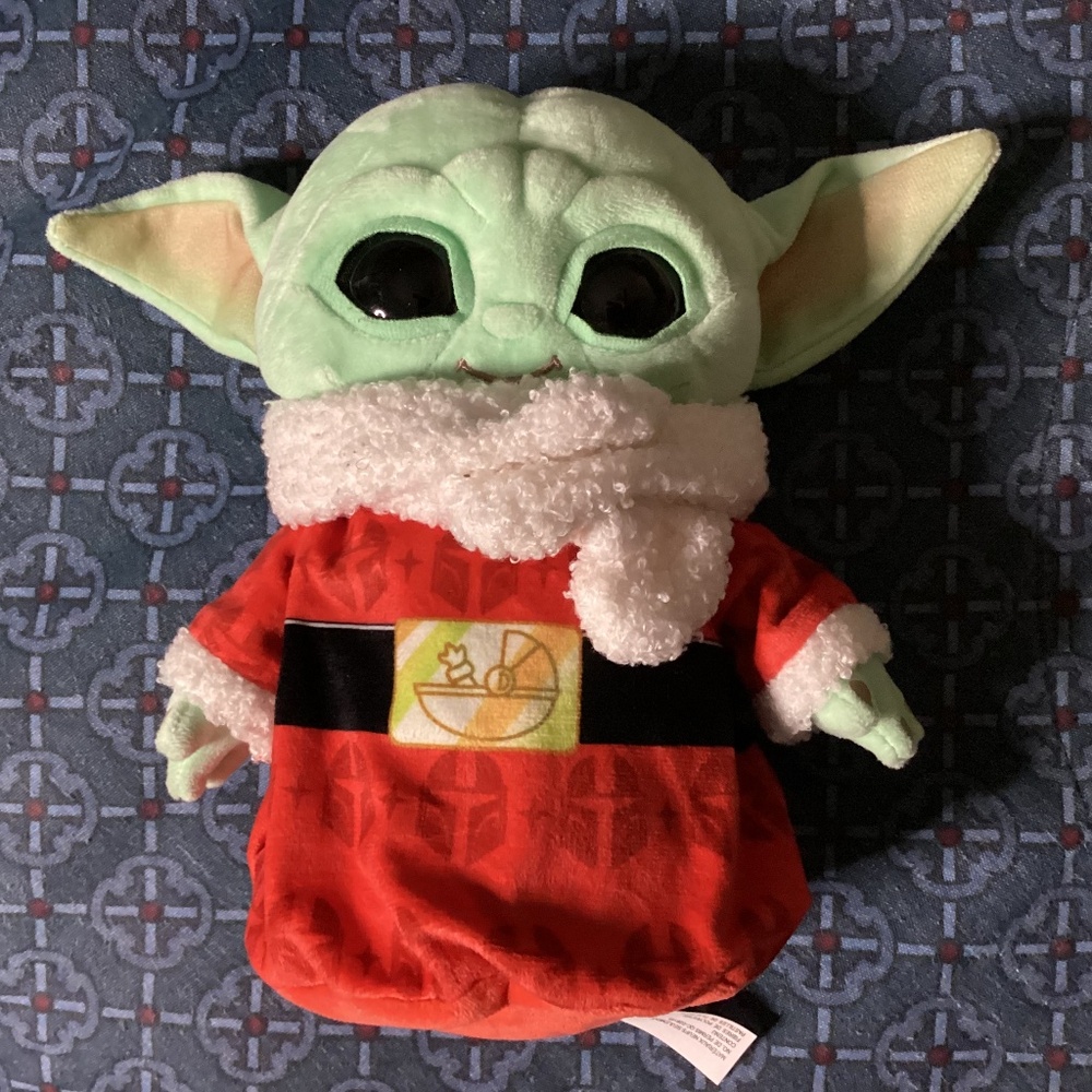 Star Wars The Mandalorian Grogu Plush Holiday Themed Baby Yoda 8”